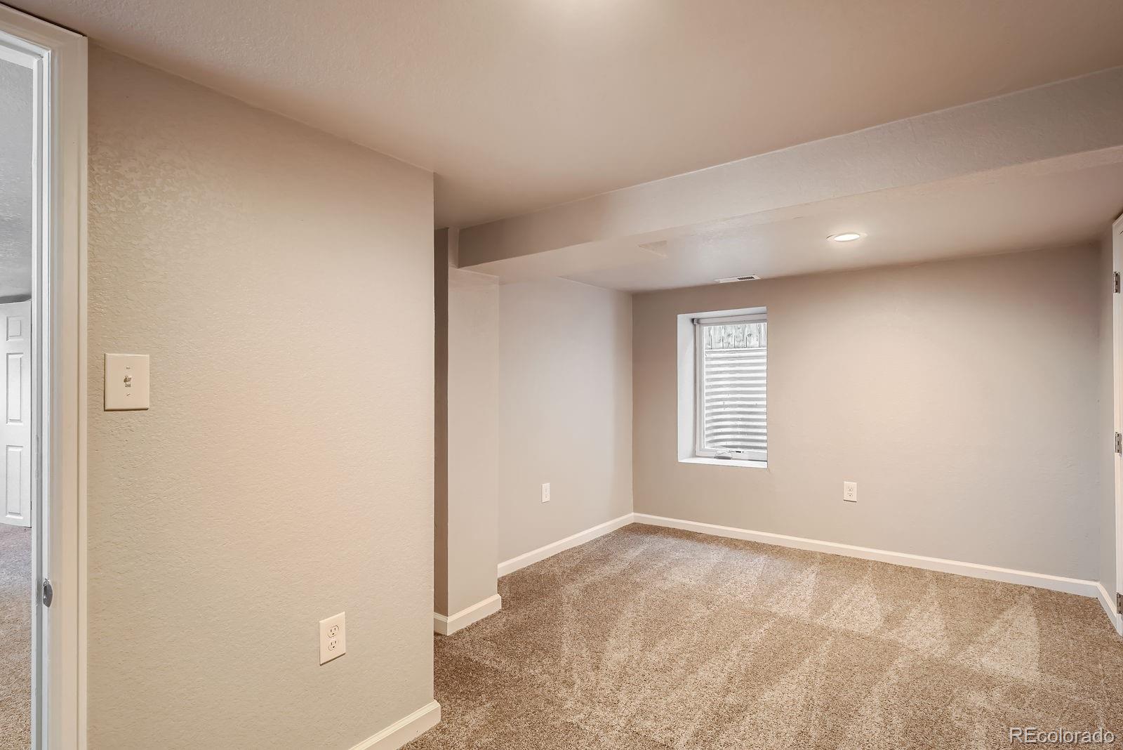 MLS Image #18 for 4804 n raleigh street,denver, Colorado