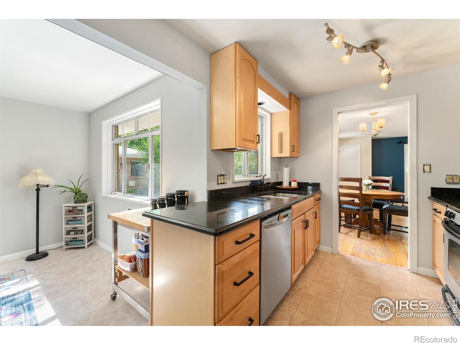 MLS Image #5 for 216  hemlock street,broomfield, Colorado