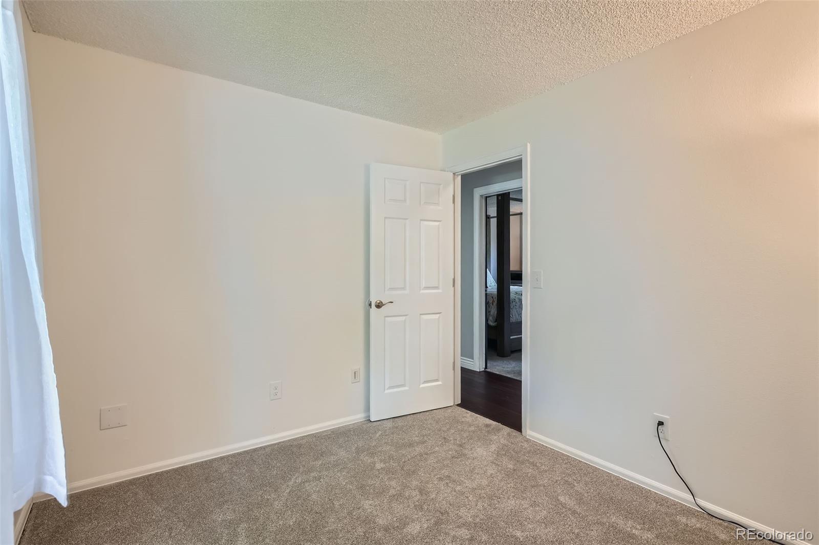 MLS Image #20 for 3358 s iris court,lakewood, Colorado