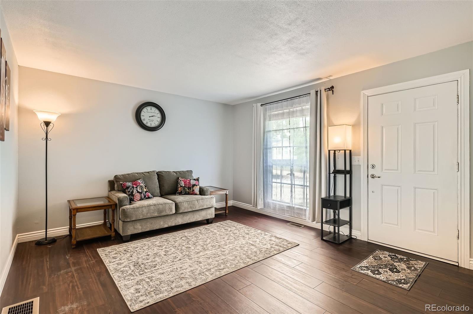 MLS Image #3 for 3358 s iris court,lakewood, Colorado
