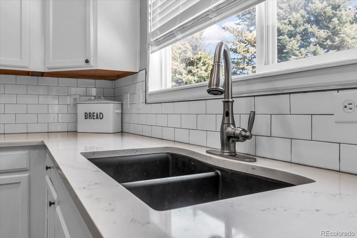 MLS Image #13 for 18647 e berry drive,aurora, Colorado