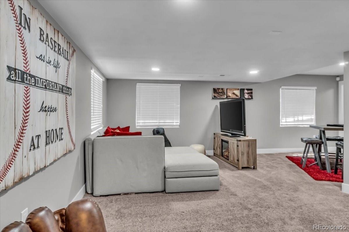 MLS Image #27 for 18647 e berry drive,aurora, Colorado