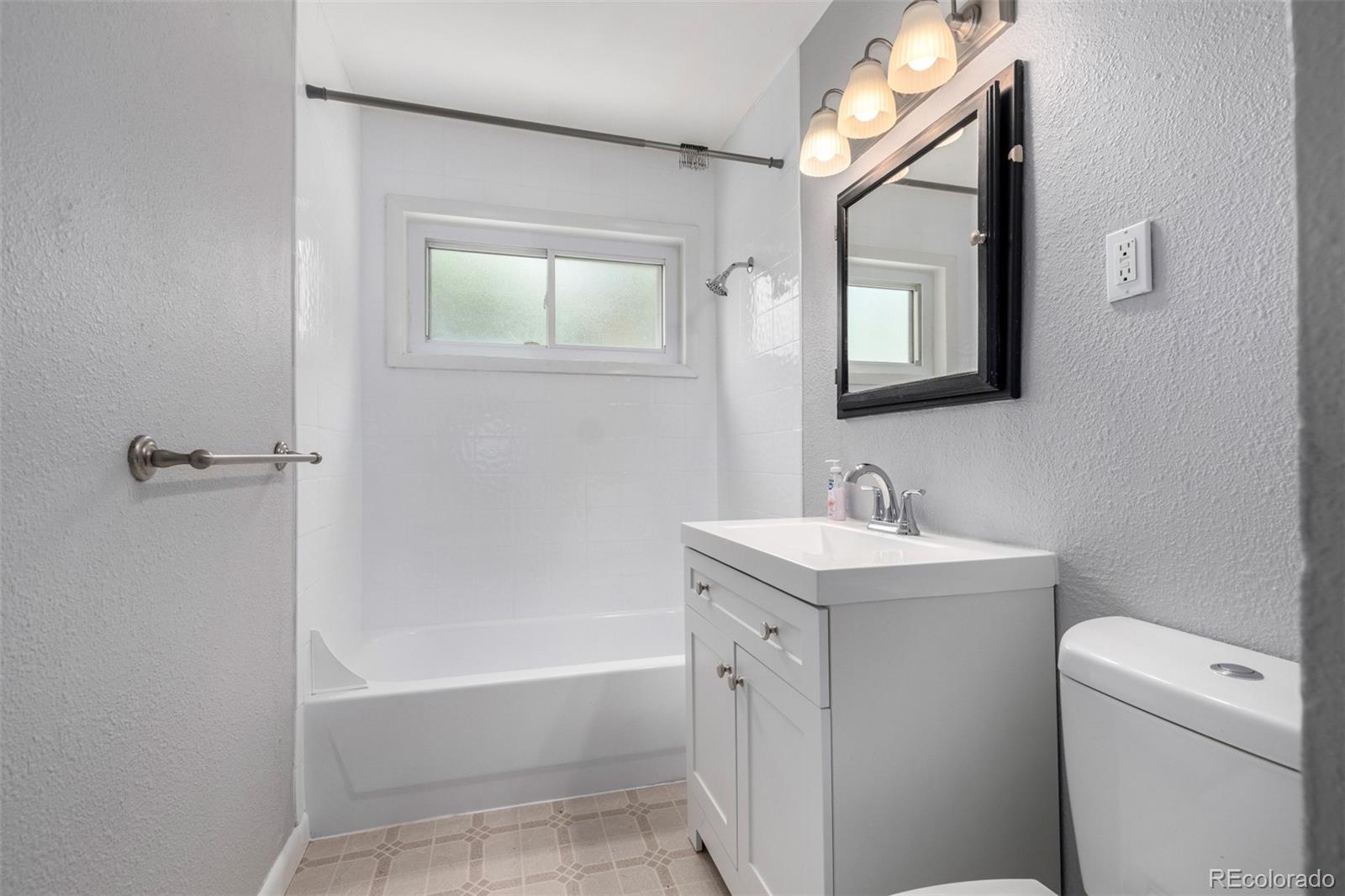 MLS Image #11 for 5635  nebraska way,denver, Colorado