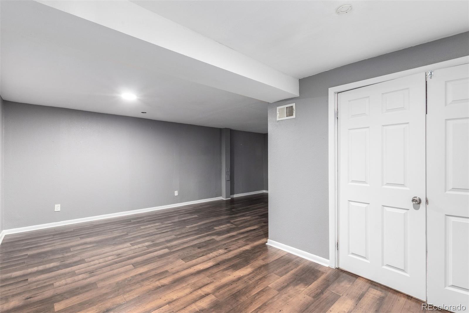 MLS Image #17 for 5635  nebraska way,denver, Colorado