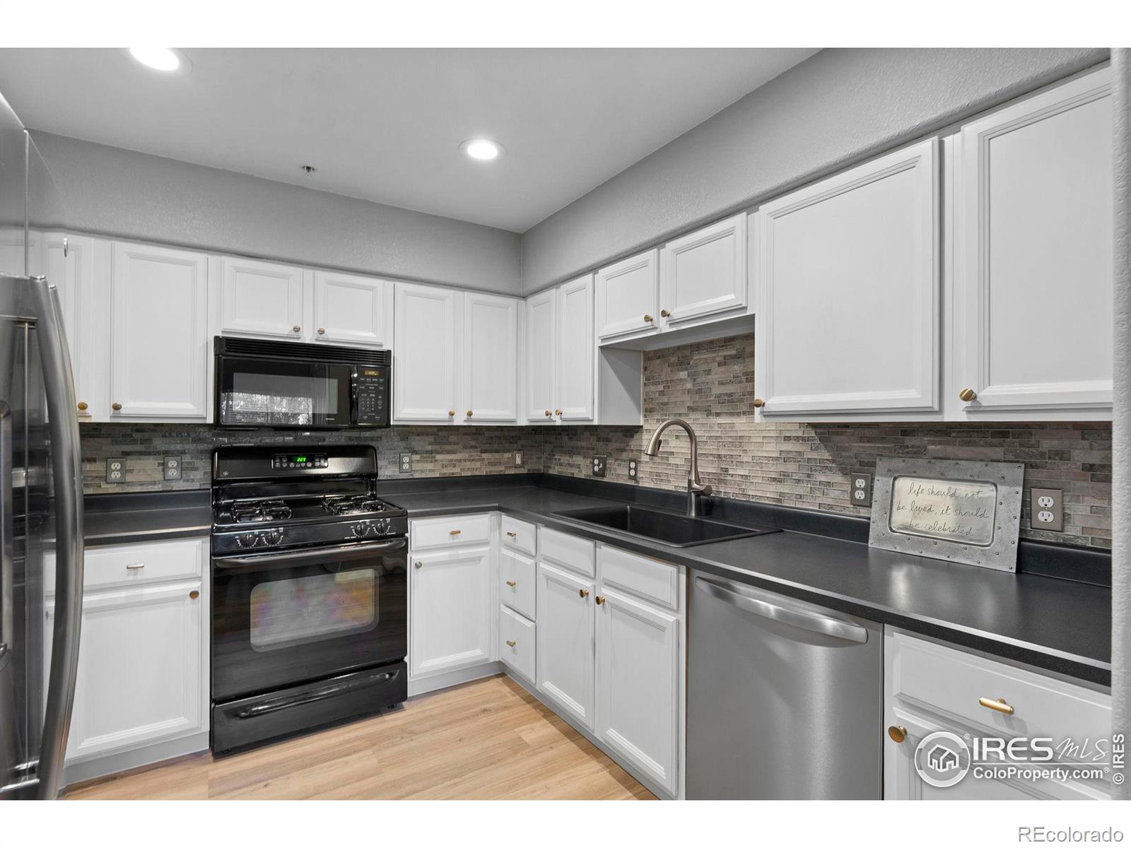 MLS Image #9 for 14300  waterside lane,broomfield, Colorado