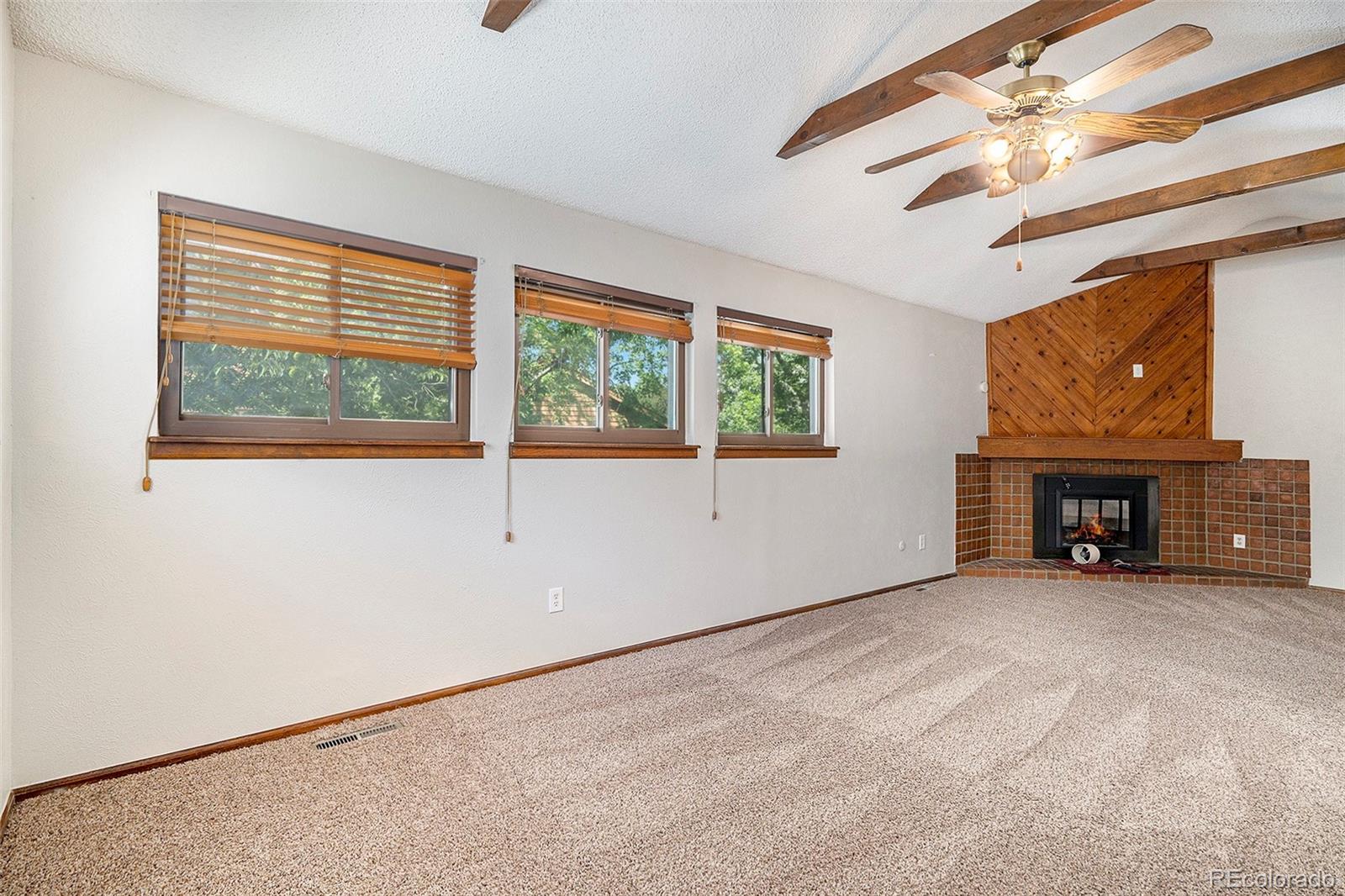 MLS Image #10 for 136 s eagle circle,aurora, Colorado