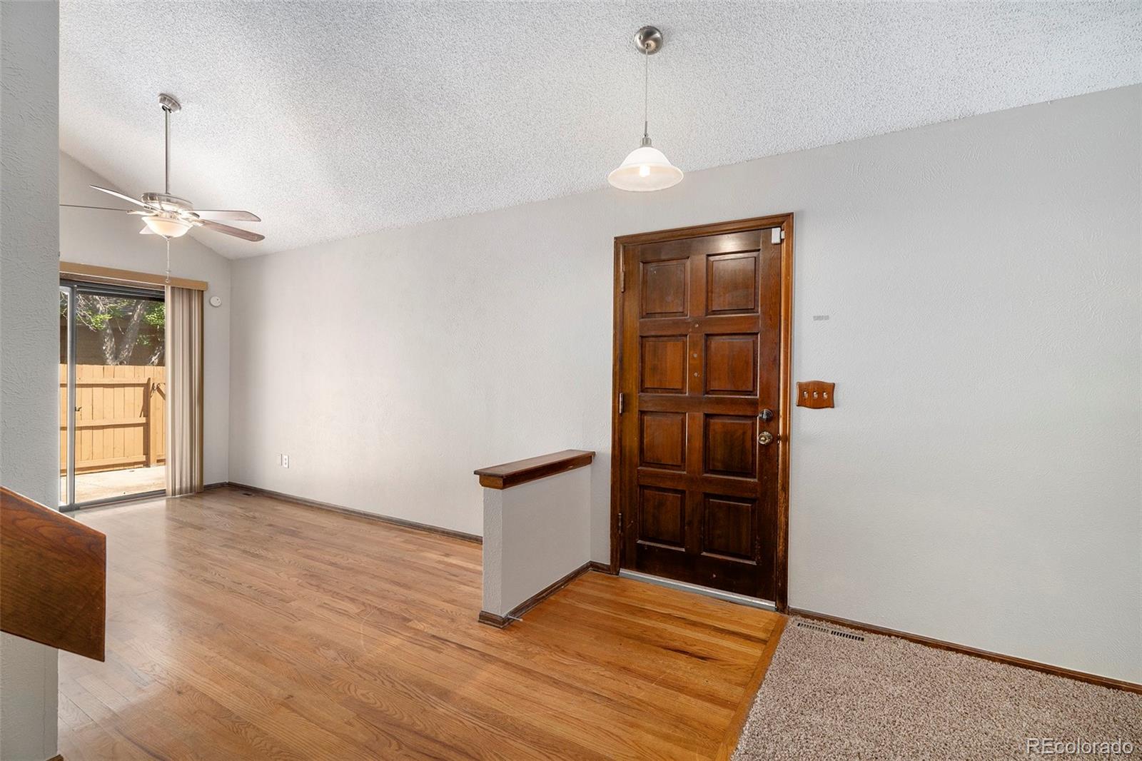MLS Image #2 for 136 s eagle circle,aurora, Colorado