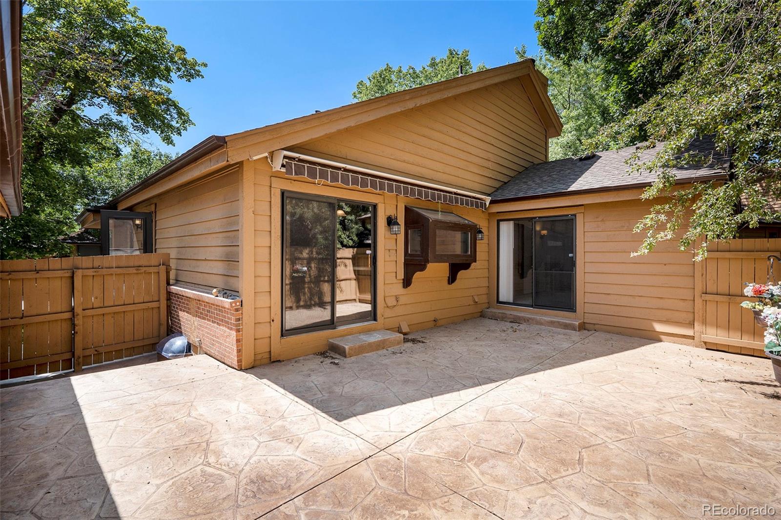 MLS Image #21 for 136 s eagle circle,aurora, Colorado