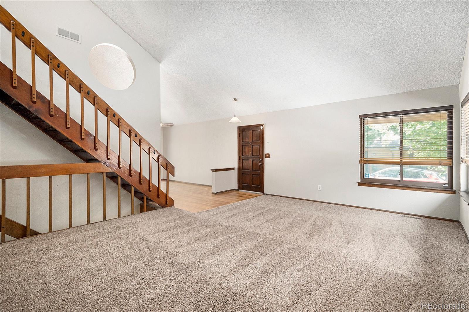 MLS Image #5 for 136 s eagle circle,aurora, Colorado