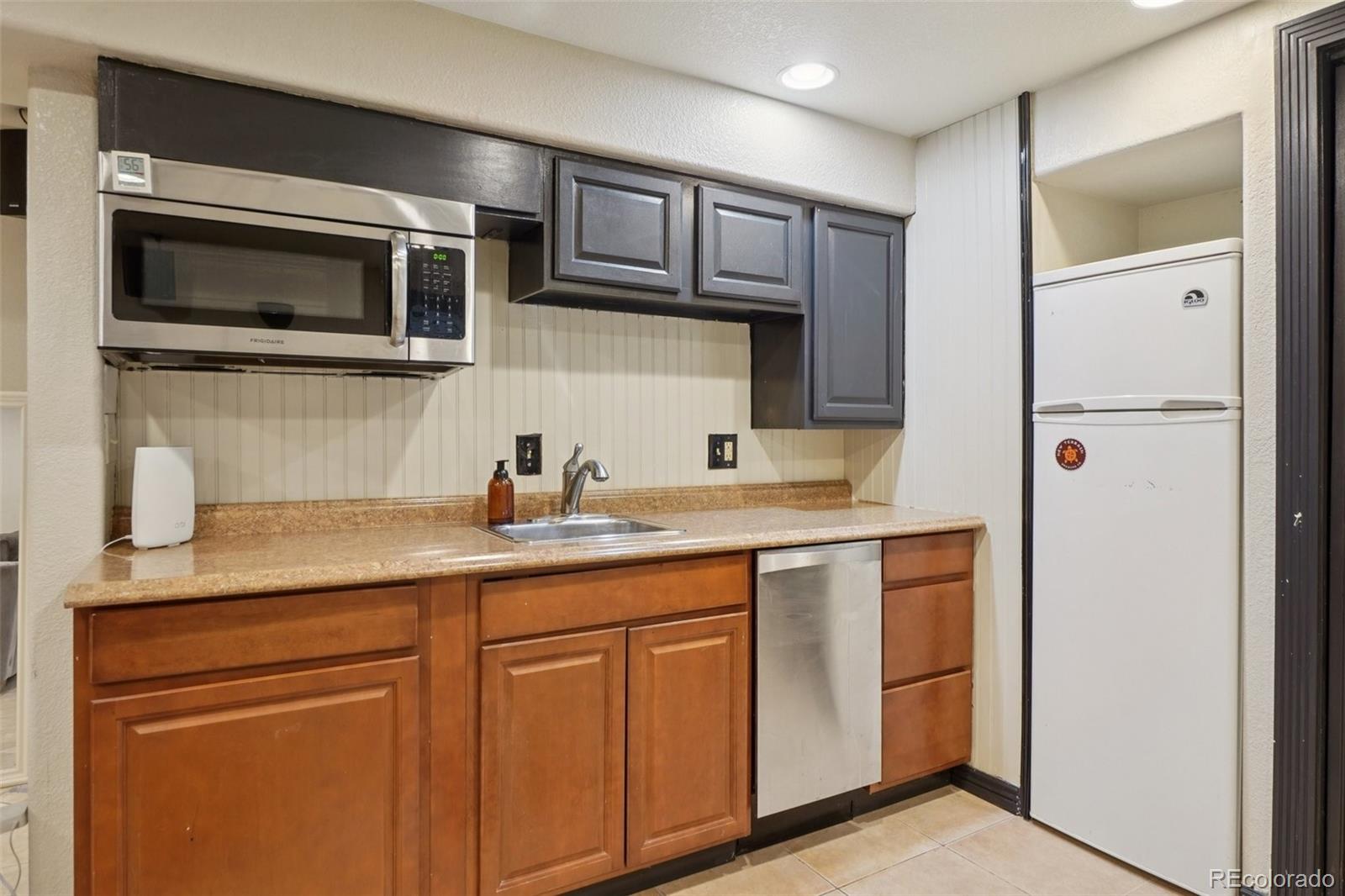 MLS Image #31 for 11035 w 26th place,lakewood, Colorado