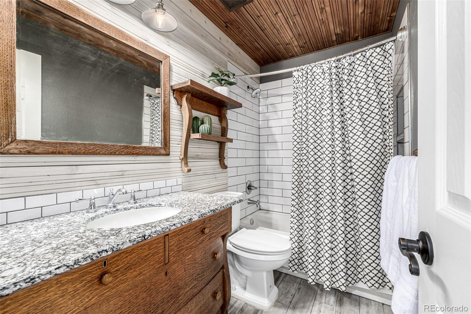 MLS Image #26 for 8410 s oak street,littleton, Colorado