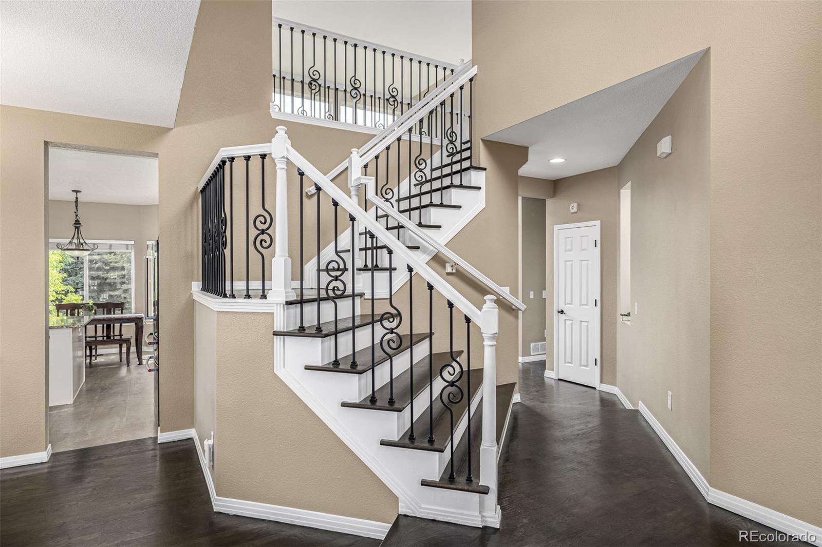 MLS Image #3 for 8410 s oak street,littleton, Colorado