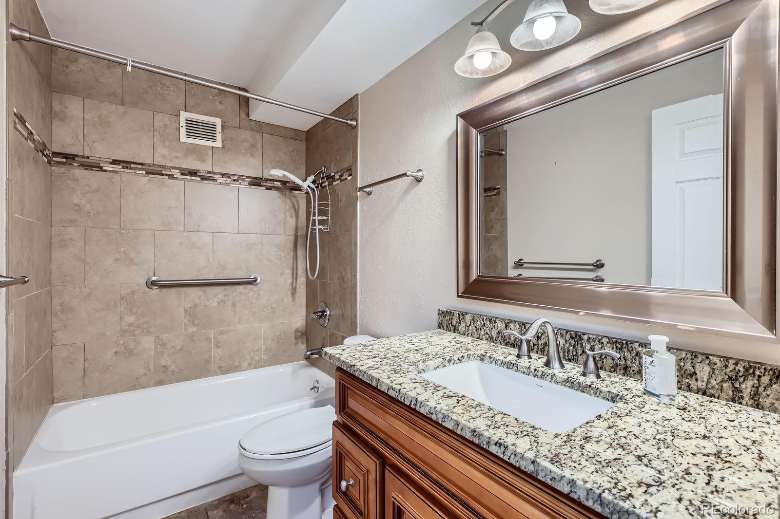 MLS Image #18 for 350 s clinton street,denver, Colorado