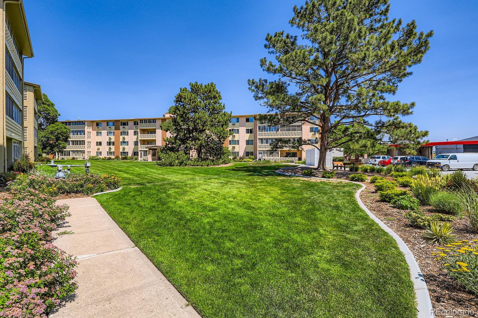 MLS Image #23 for 350 s clinton street,denver, Colorado