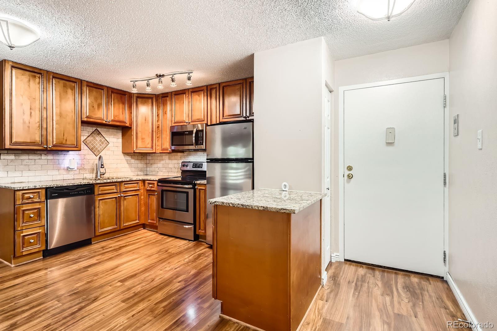 MLS Image #3 for 350 s clinton street,denver, Colorado
