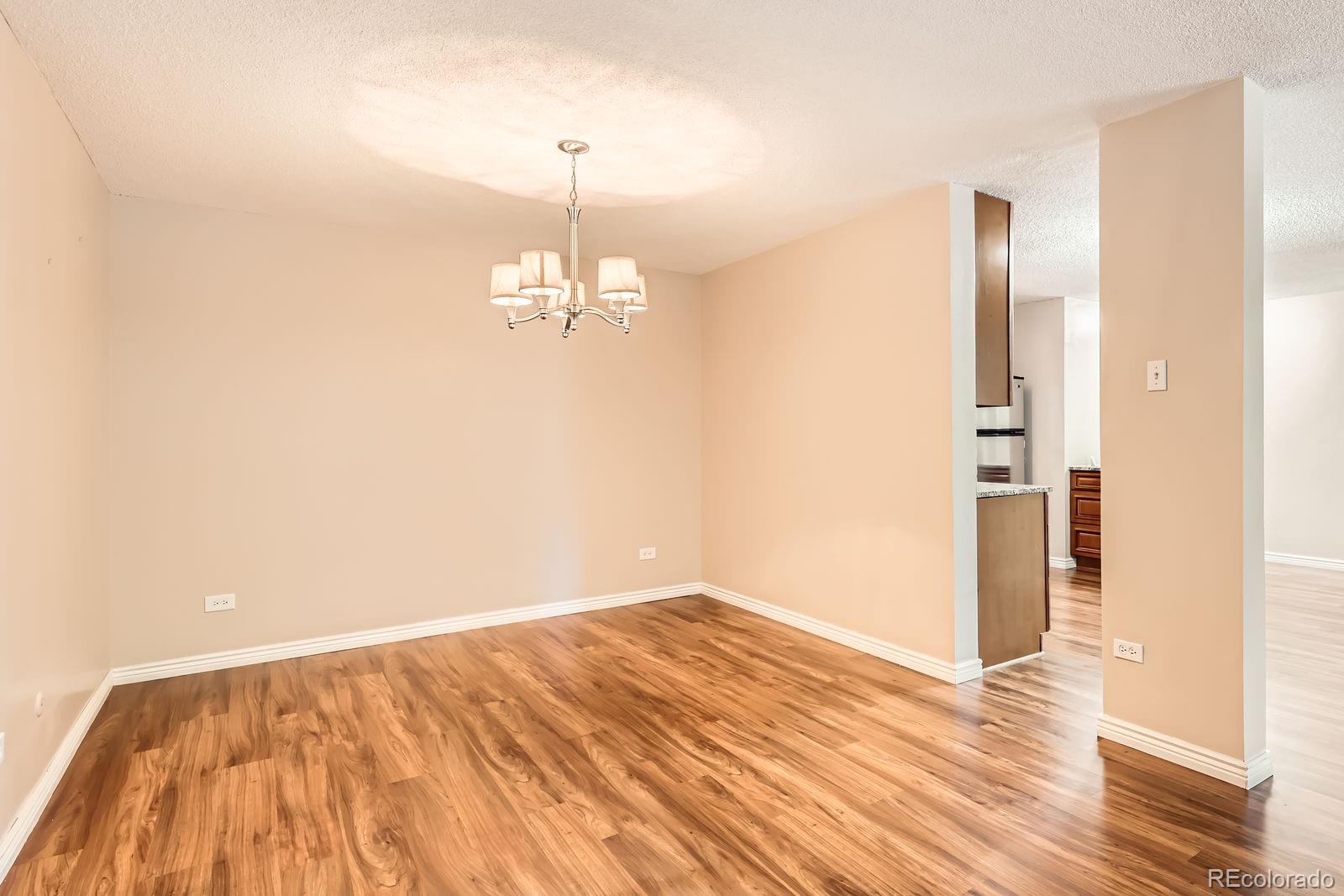 MLS Image #6 for 350 s clinton street,denver, Colorado