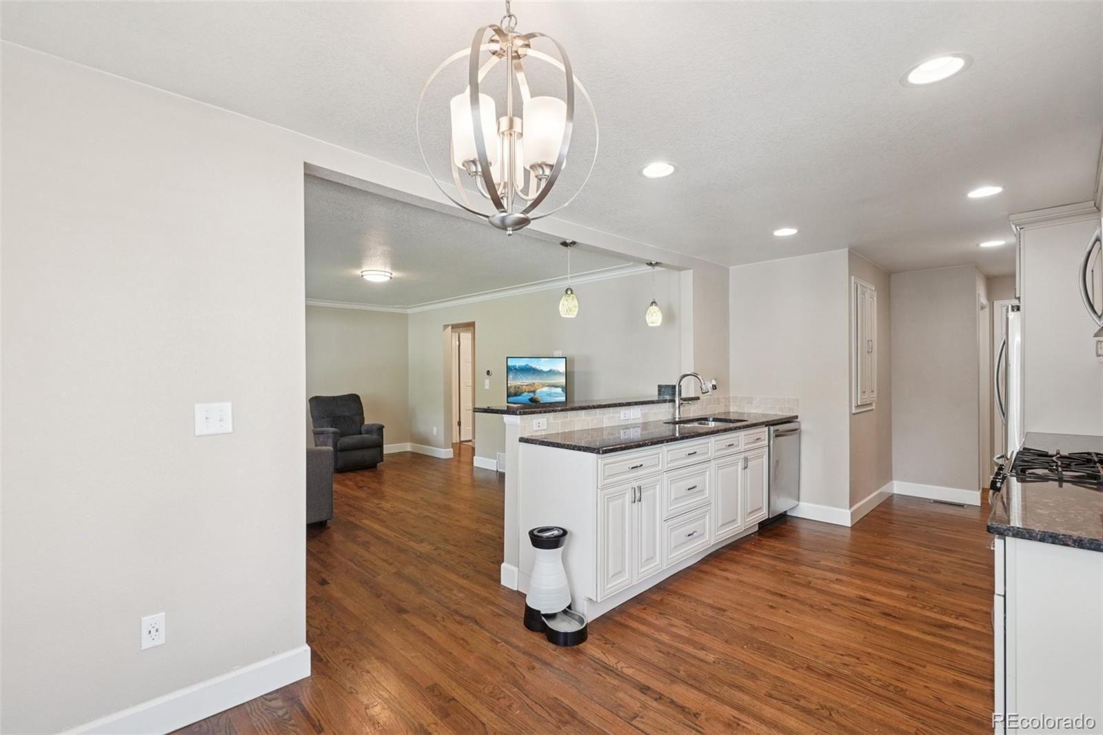MLS Image #8 for 7650 w 24th avenue,lakewood, Colorado