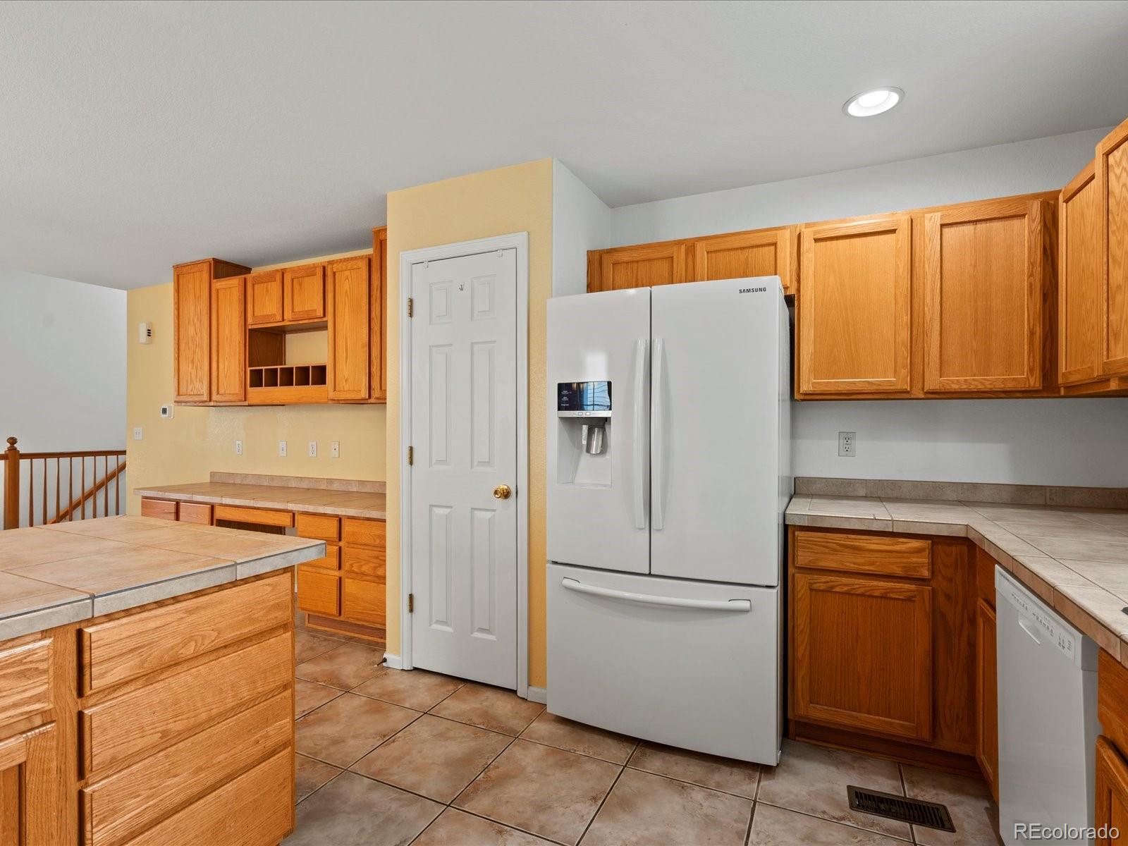 MLS Image #12 for 386  monte vista street,brighton, Colorado