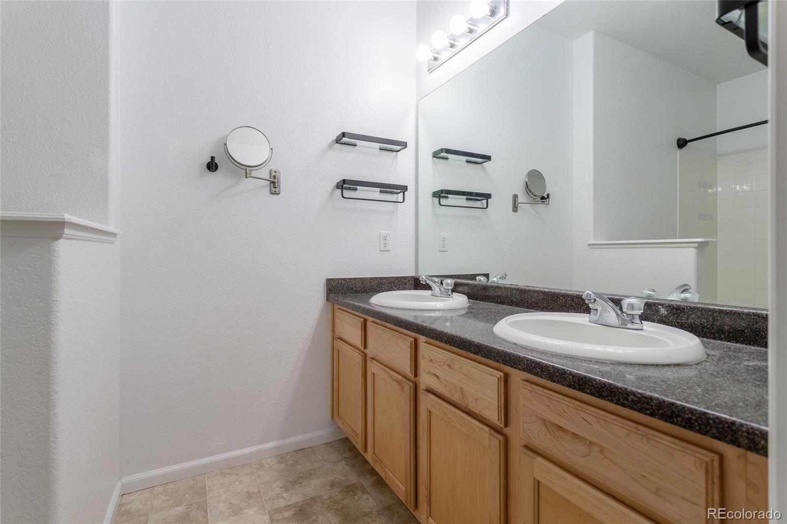 MLS Image #12 for 4451 s ammons street,littleton, Colorado