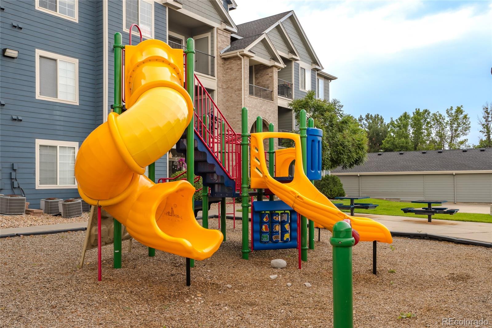 MLS Image #24 for 4451 s ammons street,littleton, Colorado