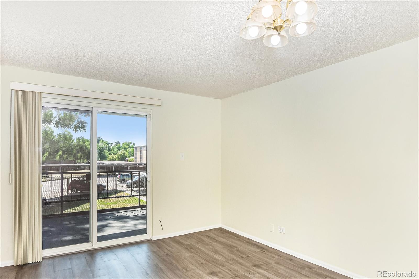 MLS Image #4 for 2375 s linden court 201,denver, Colorado