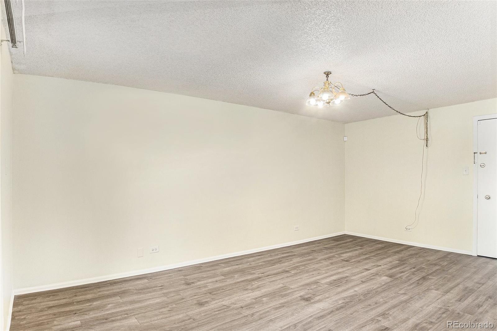 MLS Image #5 for 2375 s linden court 201,denver, Colorado