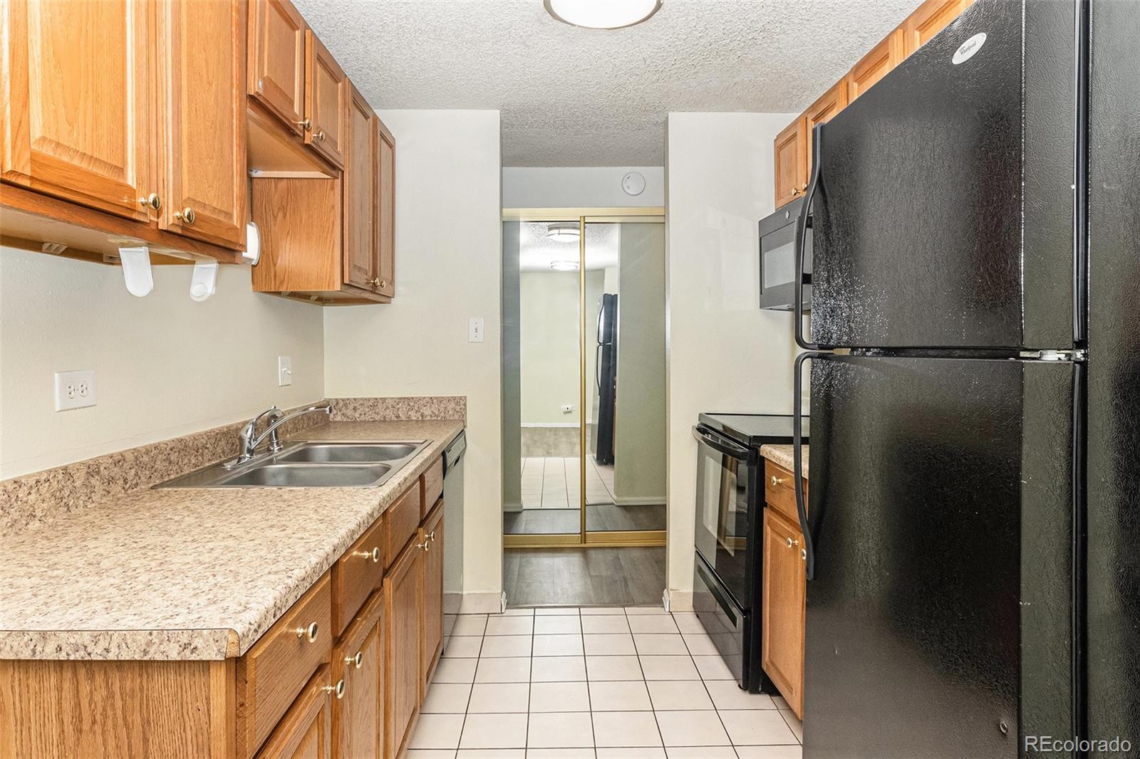 MLS Image #7 for 2375 s linden court 201,denver, Colorado