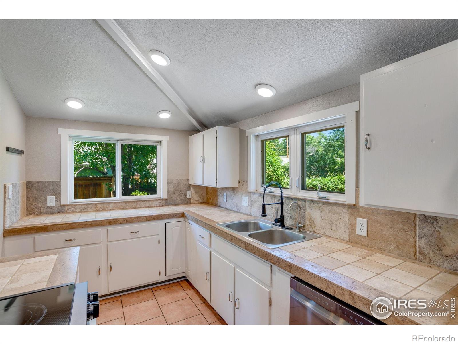 MLS Image #12 for 533 w 3rd street,loveland, Colorado
