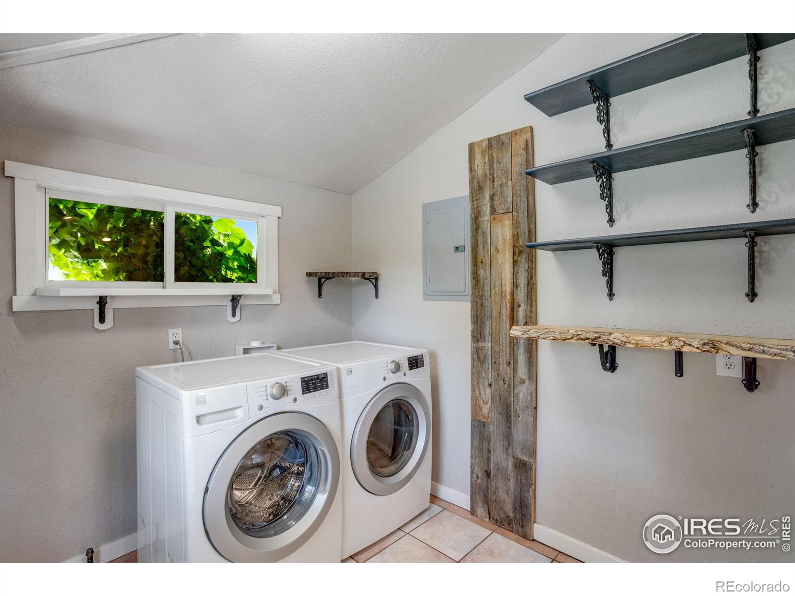 MLS Image #14 for 533 w 3rd street,loveland, Colorado