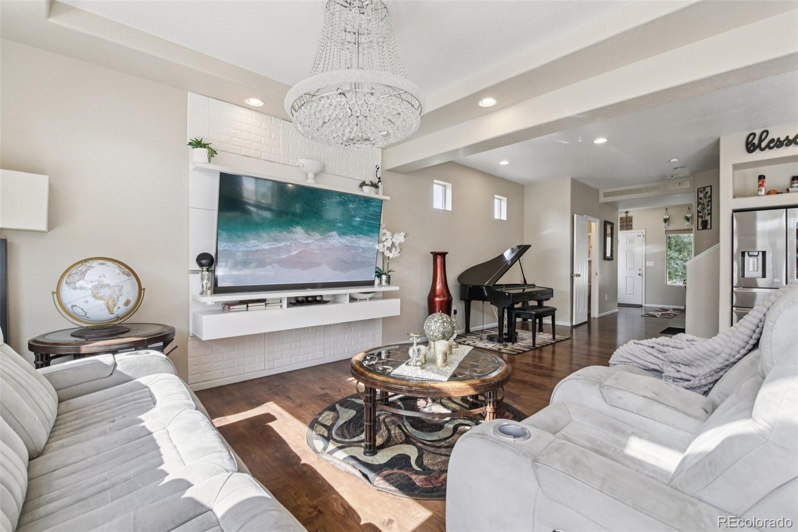 MLS Image #4 for 10589  worchester drive,commerce city, Colorado