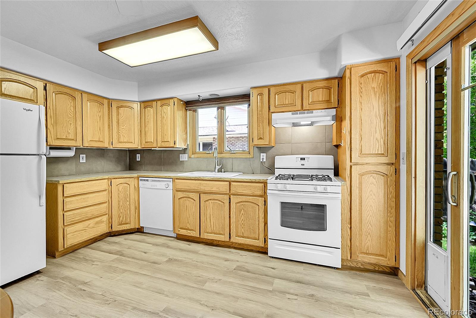 MLS Image #7 for 1106  patricia drive,loveland, Colorado