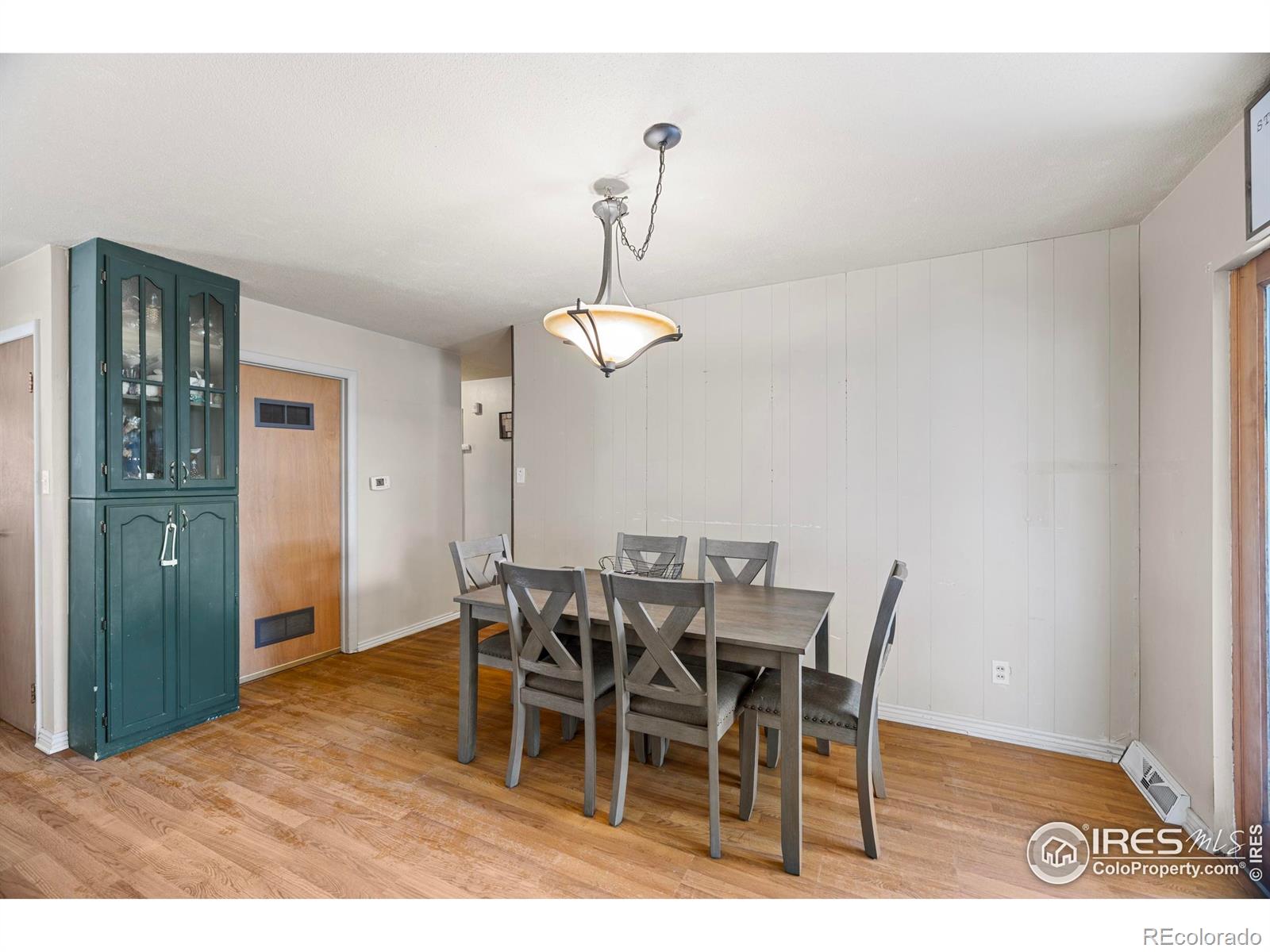 MLS Image #11 for 711  35th ave ct,greeley, Colorado