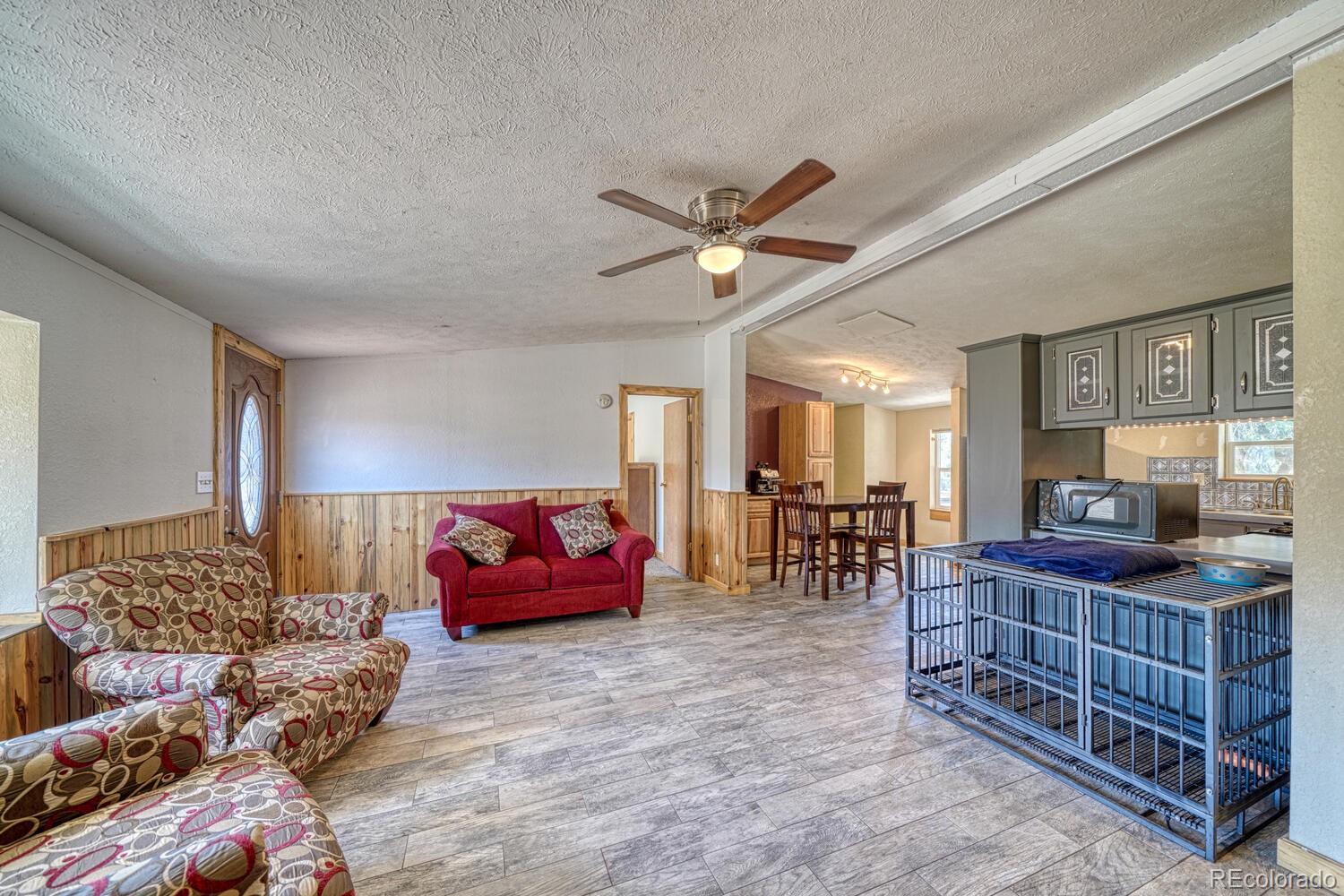 MLS Image #11 for 735  fox creek drive,coaldale, Colorado