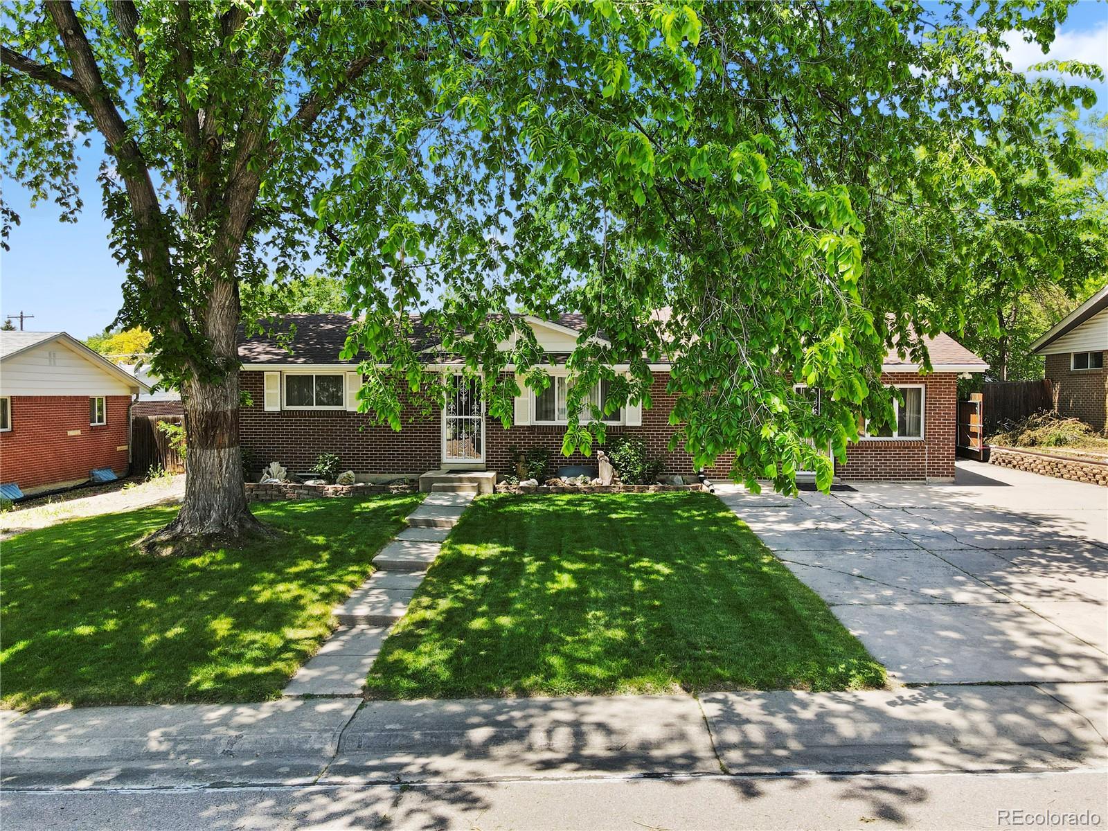 MLS Image #0 for 1373 s cape way,lakewood, Colorado