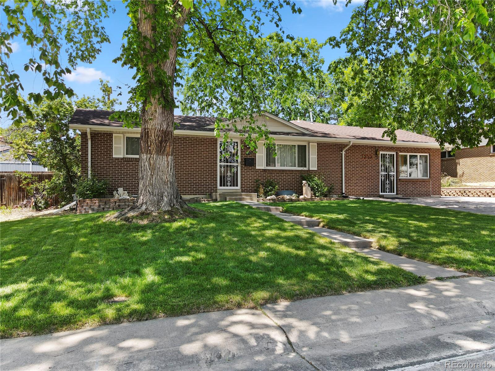 MLS Image #2 for 1373 s cape way,lakewood, Colorado
