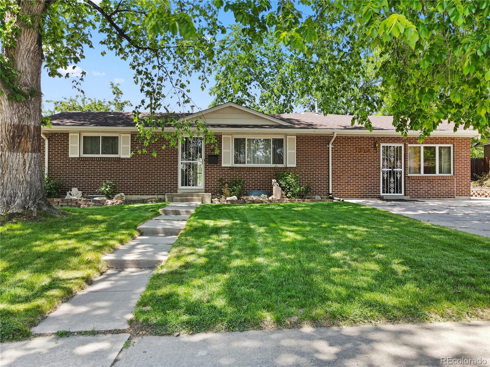 MLS Image #4 for 1373 s cape way,lakewood, Colorado