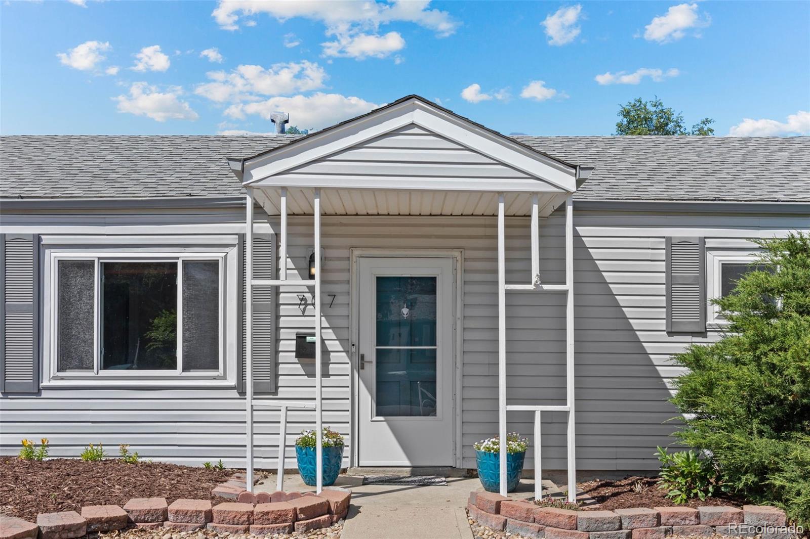 MLS Image #1 for 707  uvalda street,aurora, Colorado