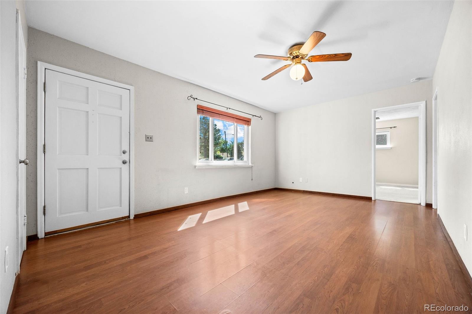 MLS Image #8 for 707  uvalda street,aurora, Colorado