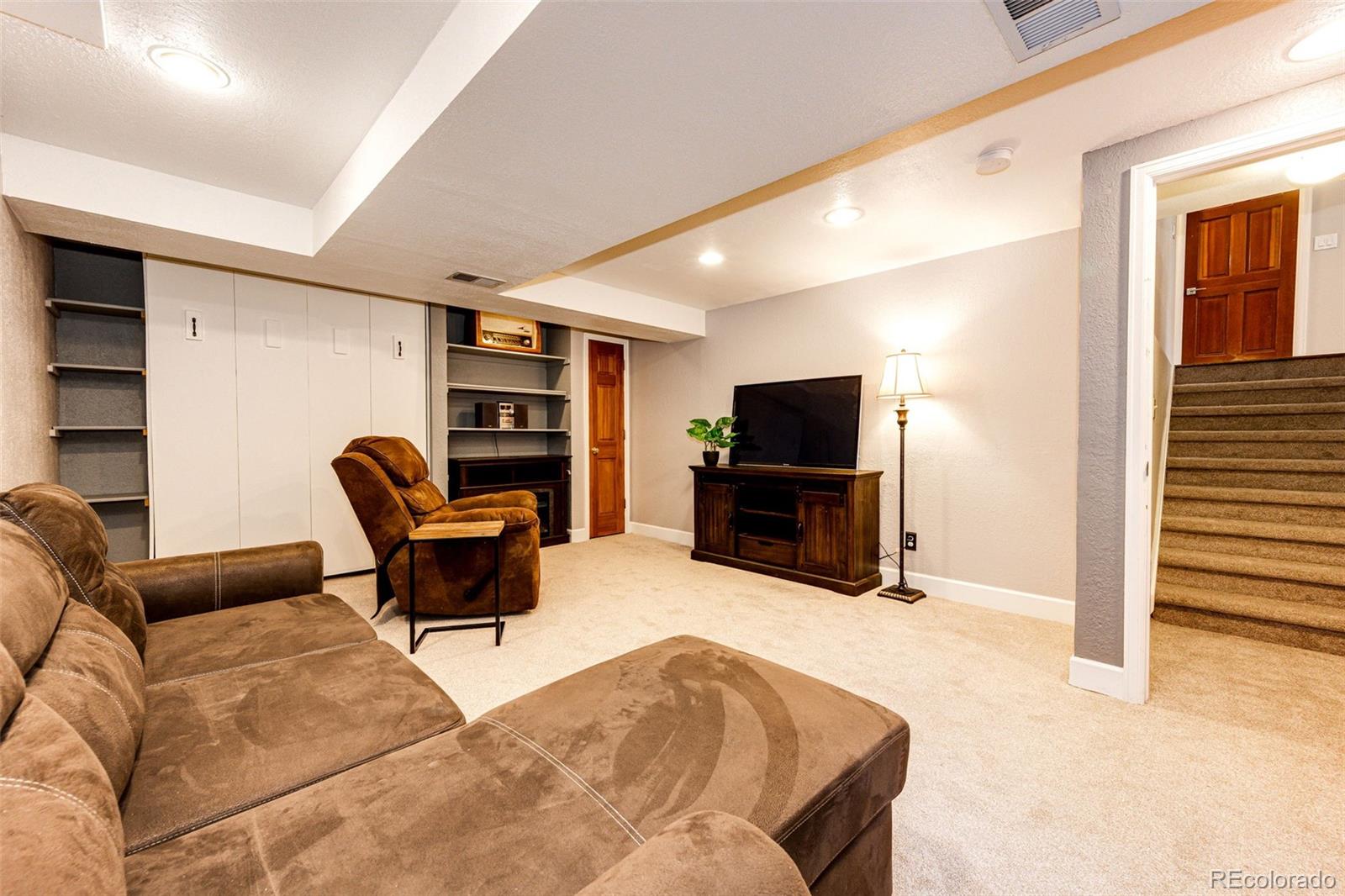 MLS Image #29 for 9846  spring hill lane,highlands ranch, Colorado