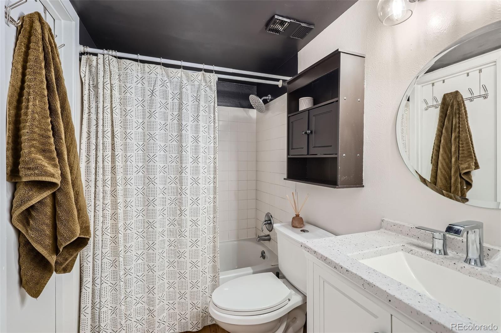 MLS Image #5 for 12512 e cornell avenue,aurora, Colorado