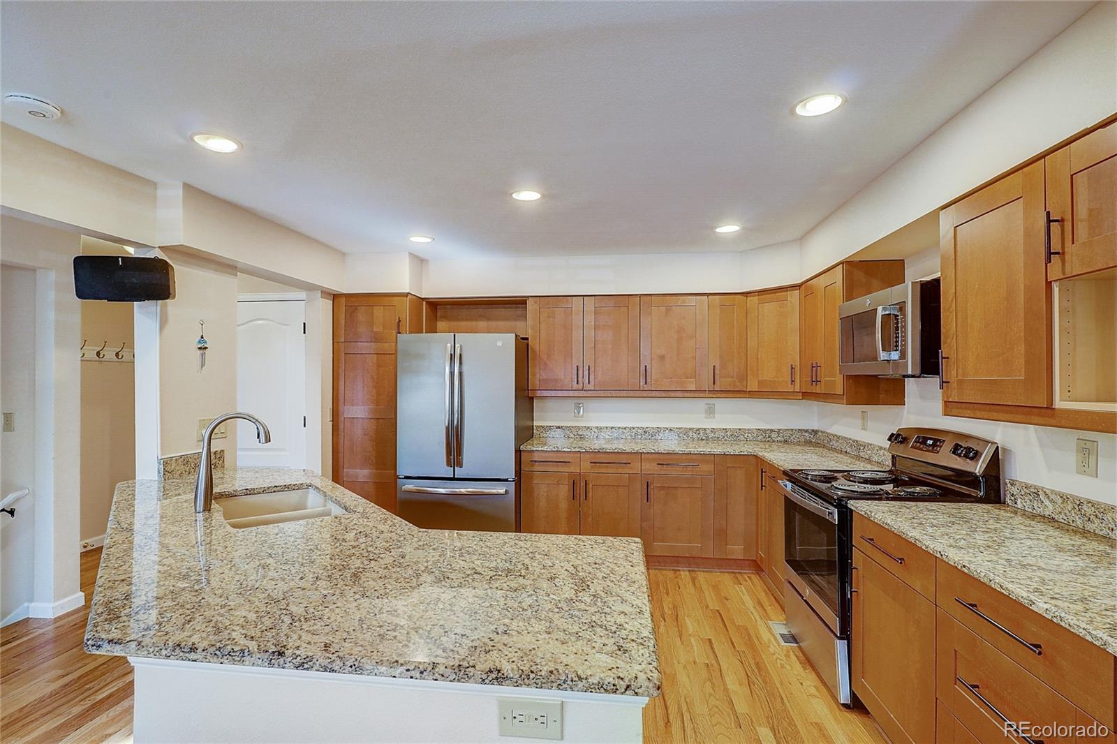 MLS Image #9 for 8754  mesquite row,lone tree, Colorado