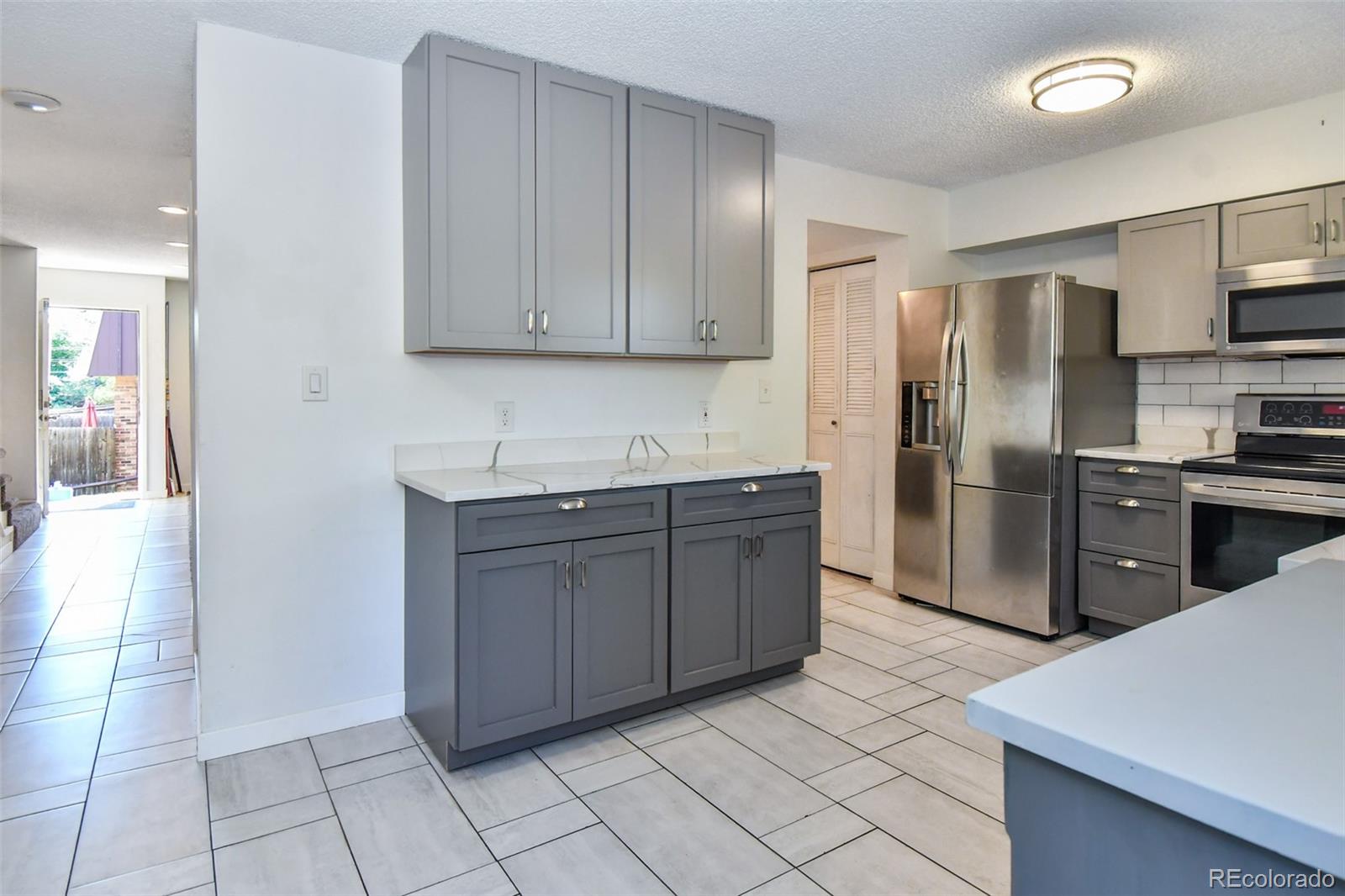 MLS Image #11 for 5719 s lowell boulevard,littleton, Colorado