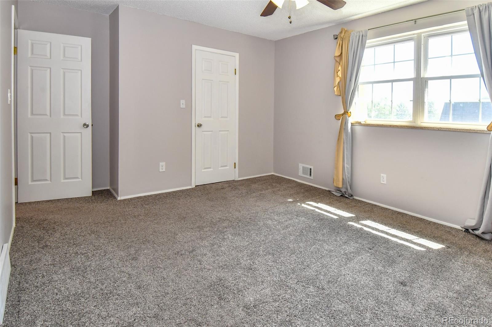 MLS Image #15 for 5719 s lowell boulevard,littleton, Colorado