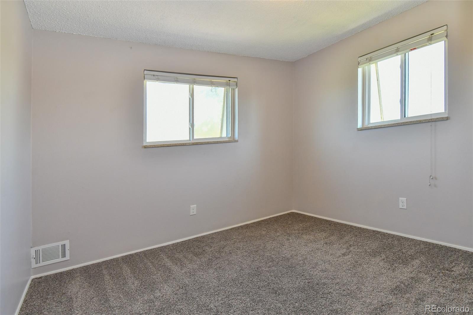 MLS Image #26 for 5719 s lowell boulevard,littleton, Colorado