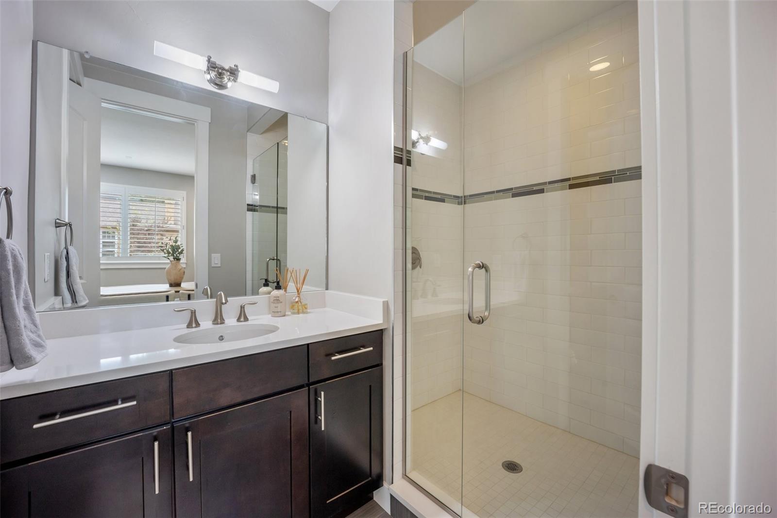 MLS Image #11 for 3690 w byron place,denver, Colorado