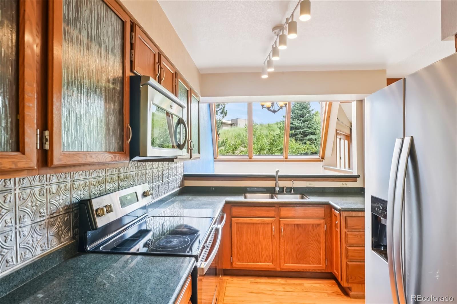 MLS Image #4 for 108  ward court,lakewood, Colorado