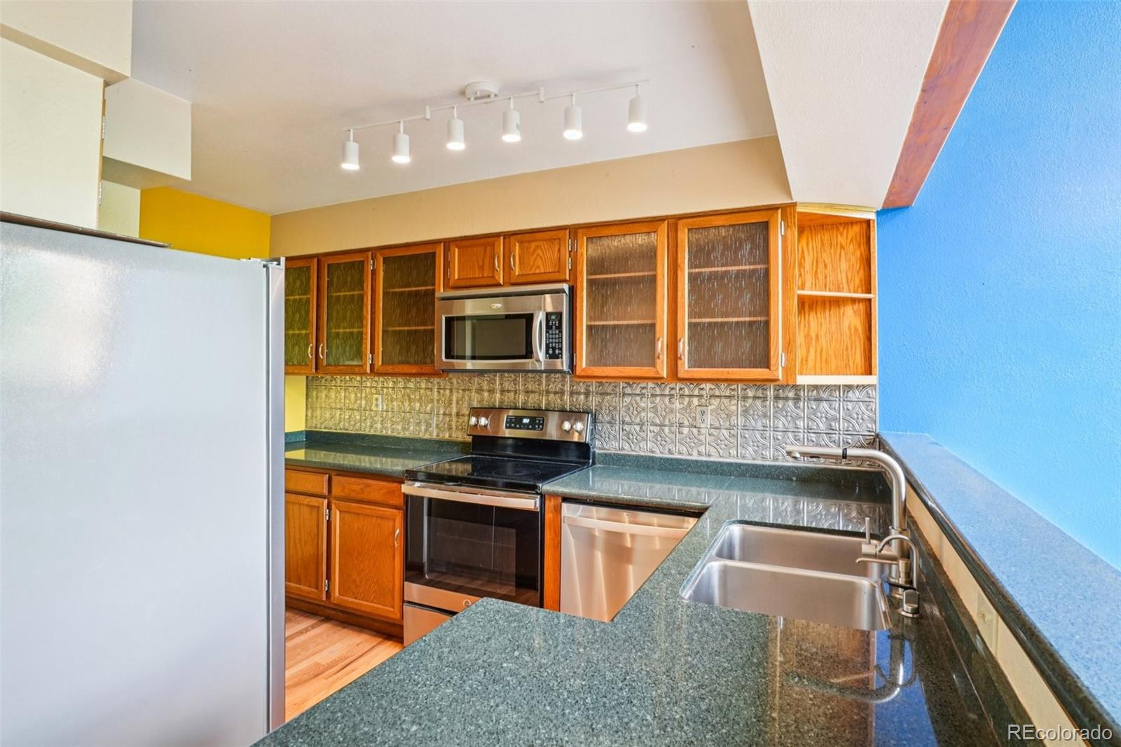 MLS Image #6 for 108  ward court,lakewood, Colorado