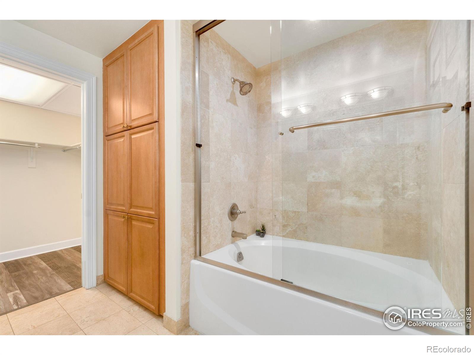 MLS Image #13 for 1827 n grant street,denver, Colorado
