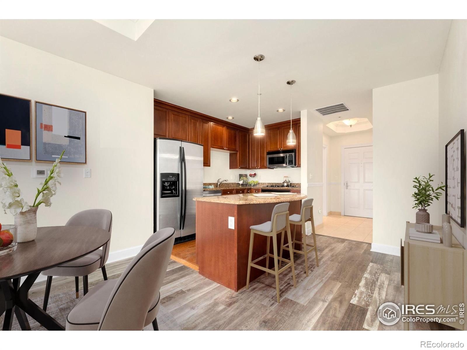 MLS Image #6 for 1827 n grant street,denver, Colorado