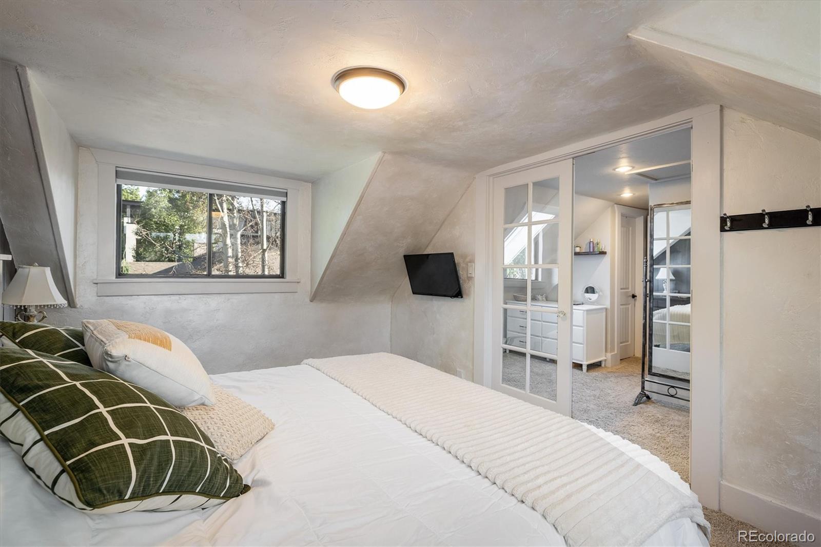 MLS Image #18 for 3943  newton street,denver, Colorado
